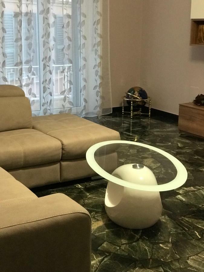 La Casa Di Claudia Apartment *
